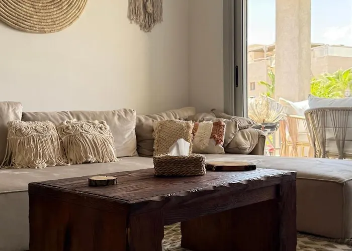 Cozy 2brs In Einbay Boho Designed Ain Sukhna