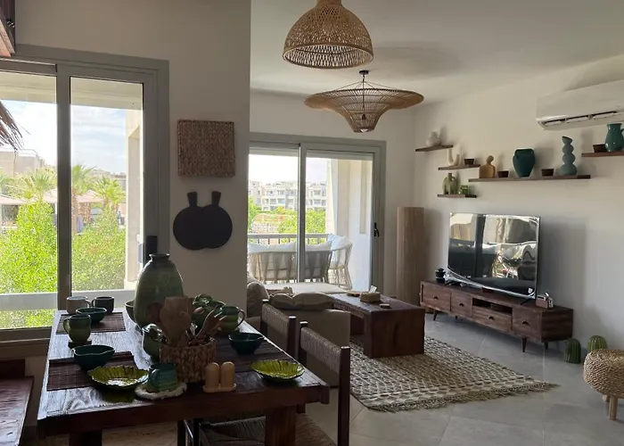 Cozy 2brs In Einbay Boho Designed