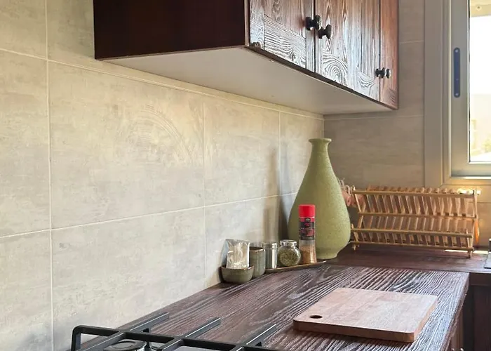 Cozy 2brs In Einbay Boho Designed